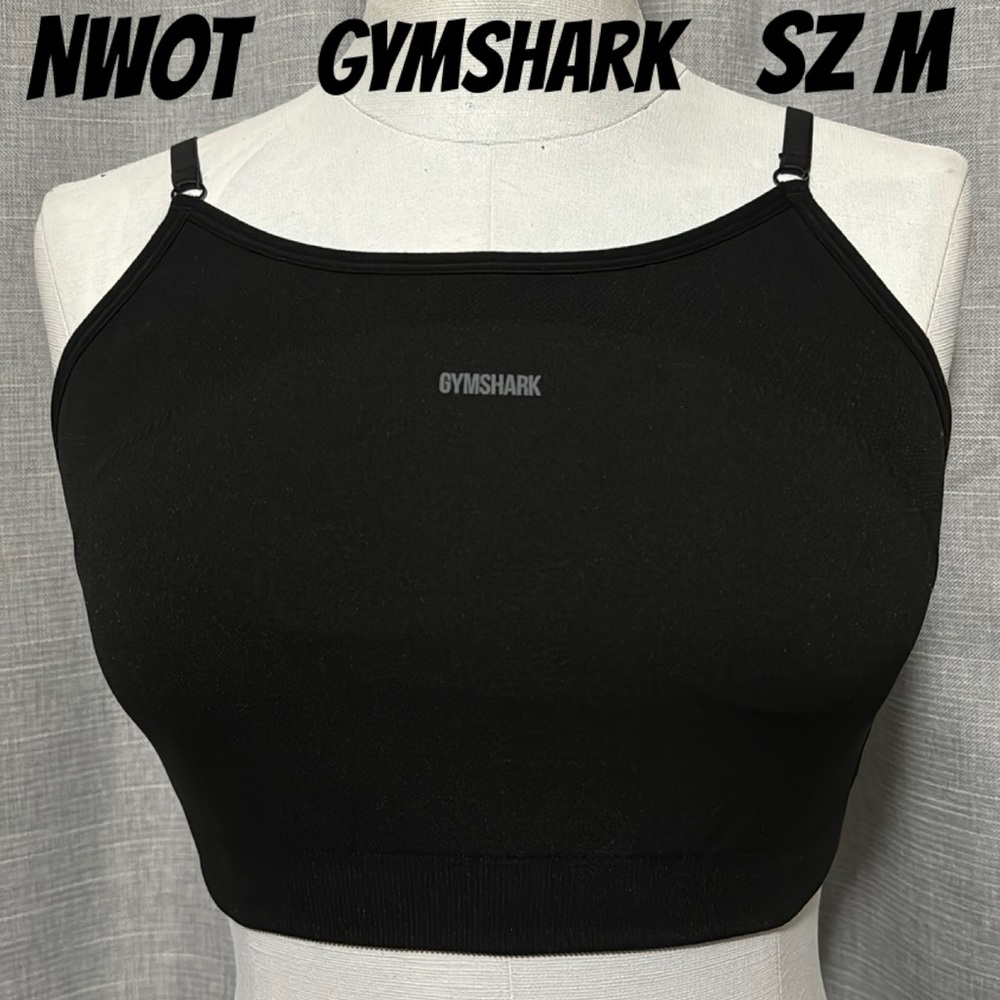 NWOT GymShark High Neck Sport bra-Sz M-Black-Removable Pads-Adj Straps-